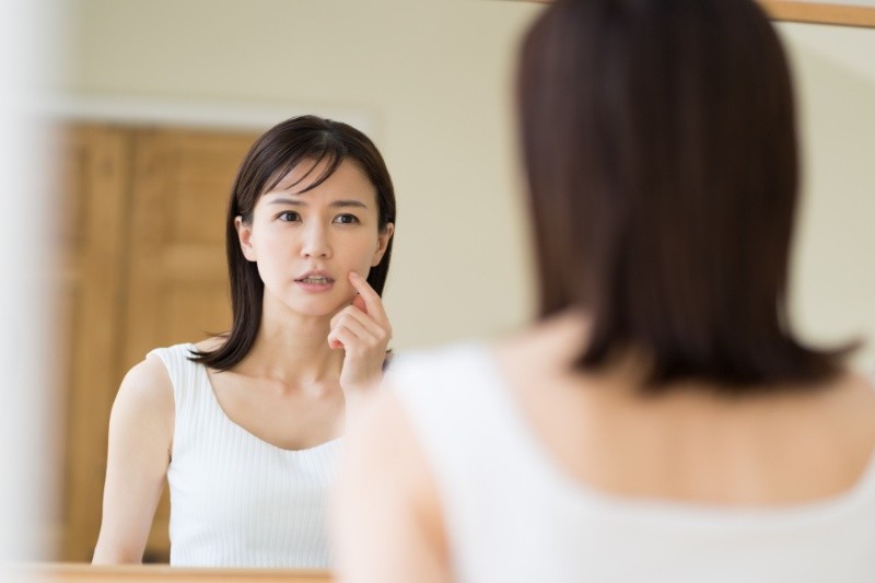 リンパマッサージによるリフトアップ効果